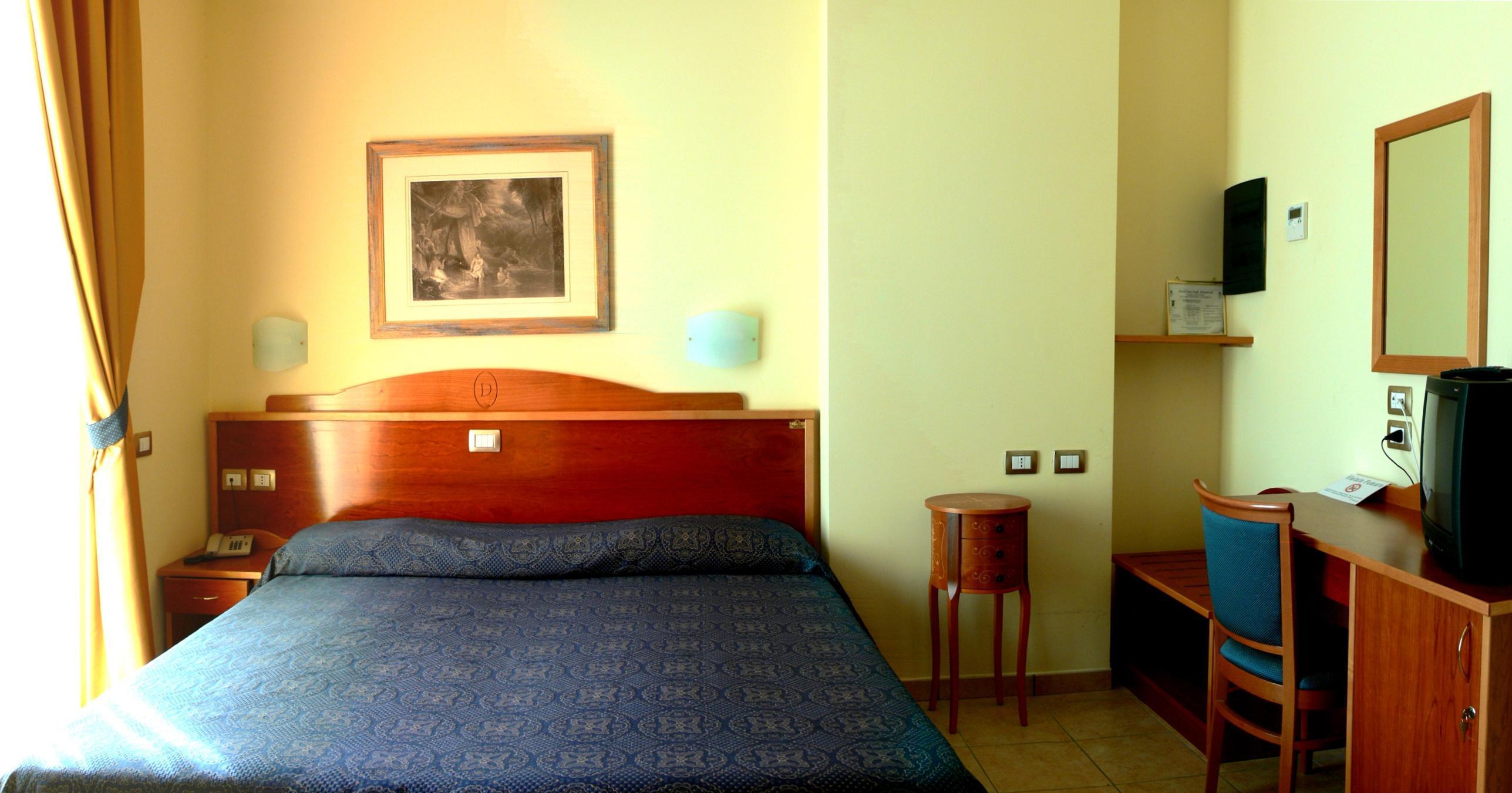 Hotel Duca Degli Abruzzi Montesilvano Marina Habitación foto